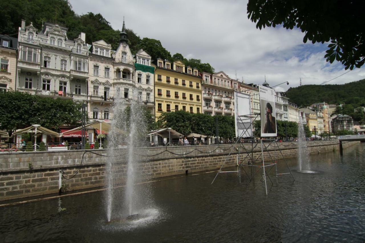 Boutique Apartment Owned By Emperor Peter The Great With 2 Balconies & Jacuzzi Karlsbad Exterior foto